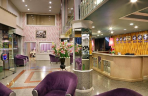 Гостиница Highway Hotel  Чанг Фуак 